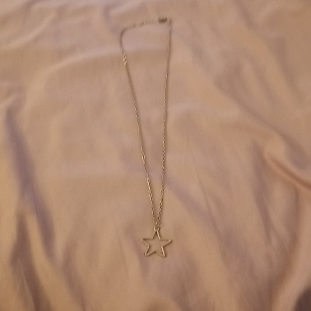 Star Necklace (costume jewelry)